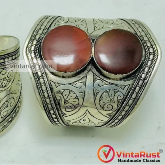 Single Boho Carnelian Stone Cuff: Antique Kuchi Tribal Bracelet - Picture 11 of 15